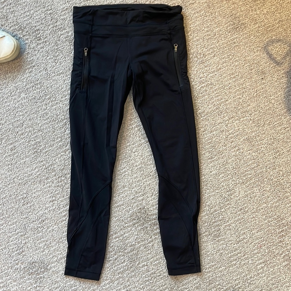 Black lulu lemon leggings size 6